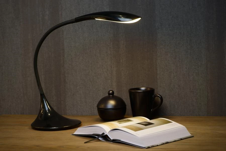 Lucide EMIL - Schreibtischlampe - LED Dim. - 1x4,5W 3000K - Schwarz - Atmosphäre 1